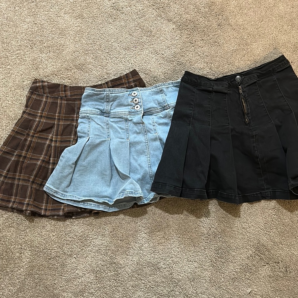 Pleated Skirts Bundle ✨